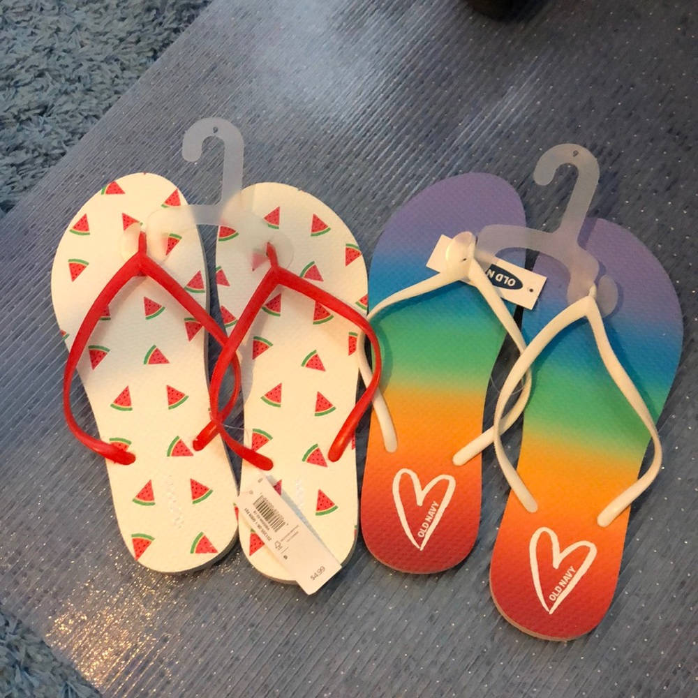 Old navy flip flops- package deal!